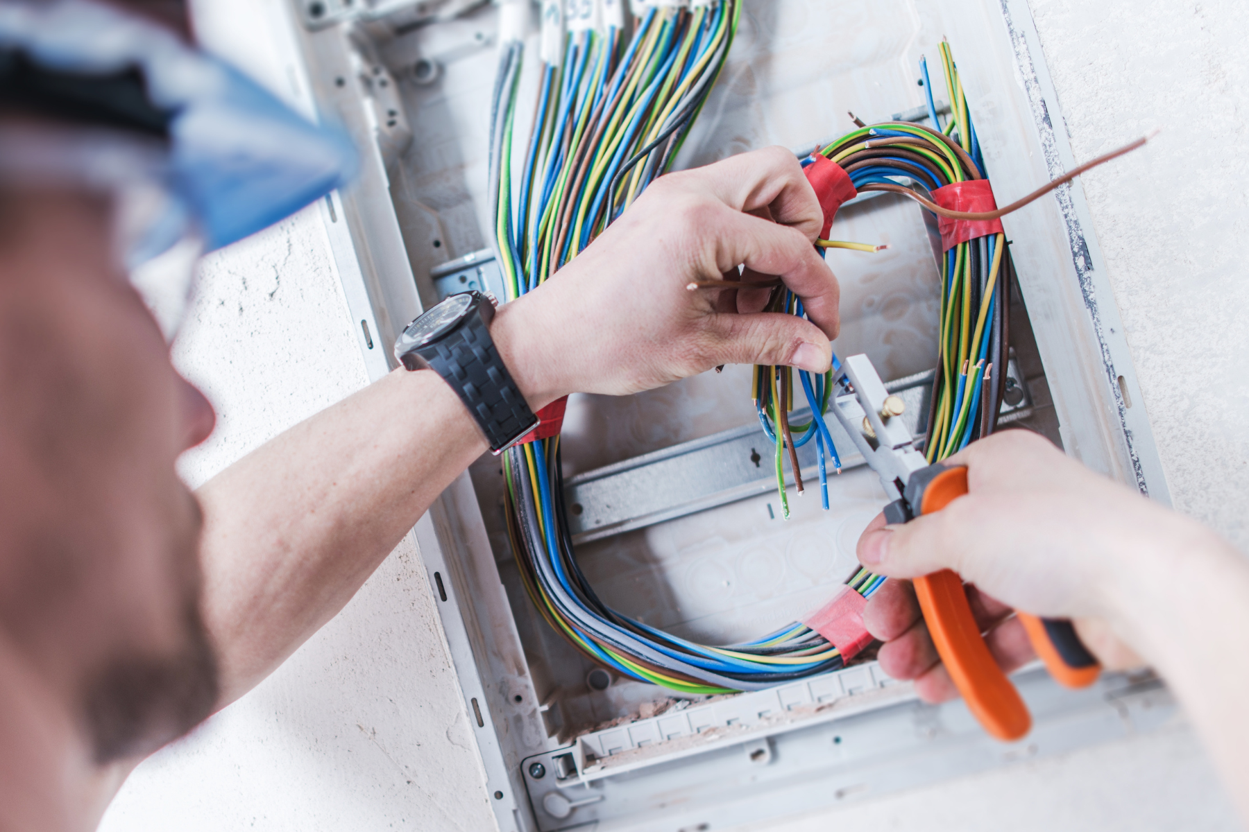 Cat6 cables routed through cable tray